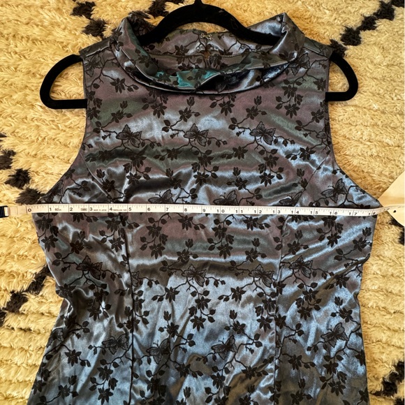 *RARE* NWT Vintage 90s Y2K satin embroidered sheath dress (size 14) - Picture 3 of 5